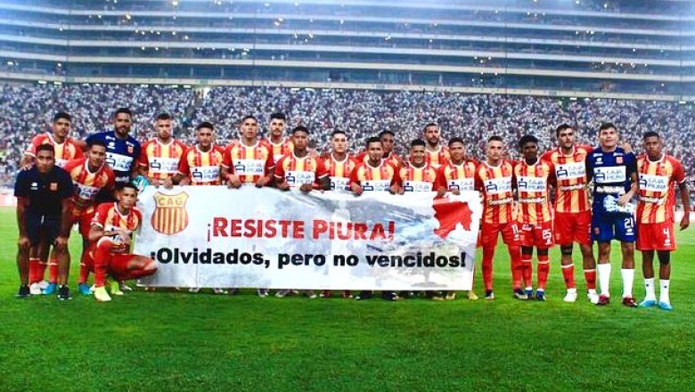 Un mensaje albo para todo el Perú en banderola durante partido con la “U”